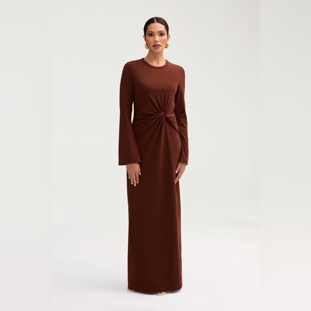 Veiled Collection Aissia Ribbed Twist Front Maxi Dress - Chocolate